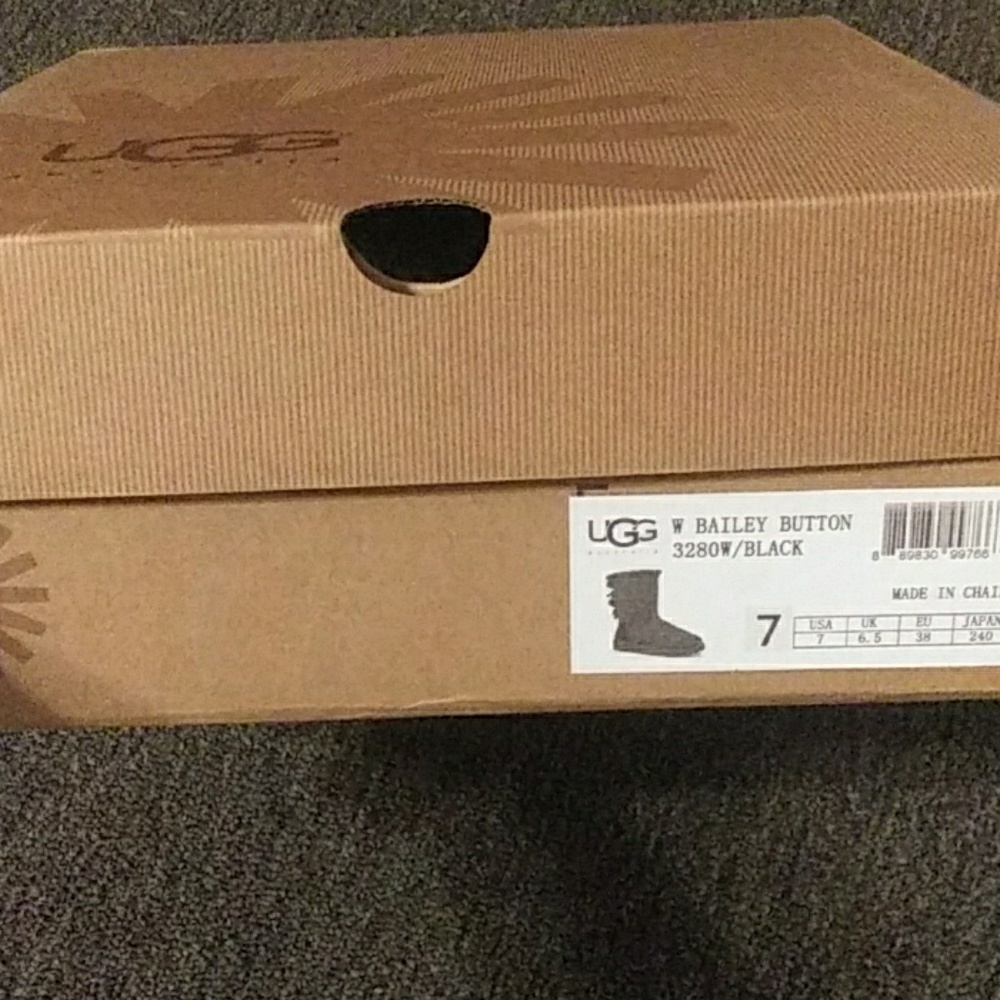 Uggs Baileys bow